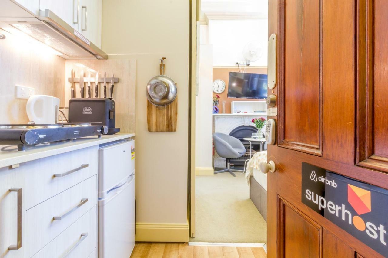 Superb Surry Hills Studio Room - Great Location Sydney Exterior photo